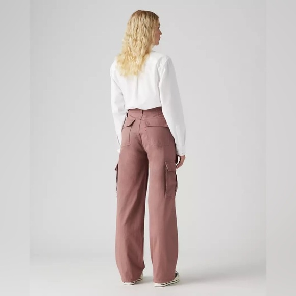 Levi's Pants - NWT Levi's Women's '94 Baggy Cargo, Rose Taupe